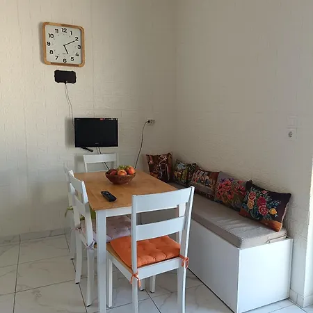 Nikolaidis Appartamento *