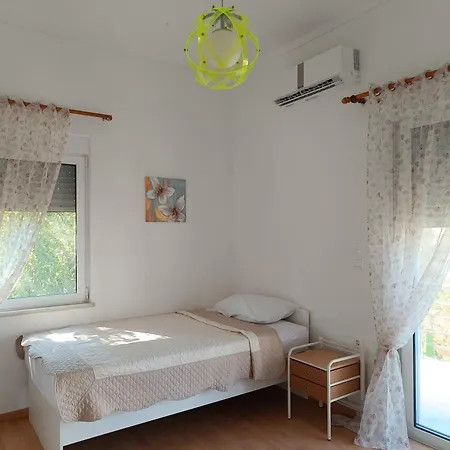 Nikolaidis Appartement *